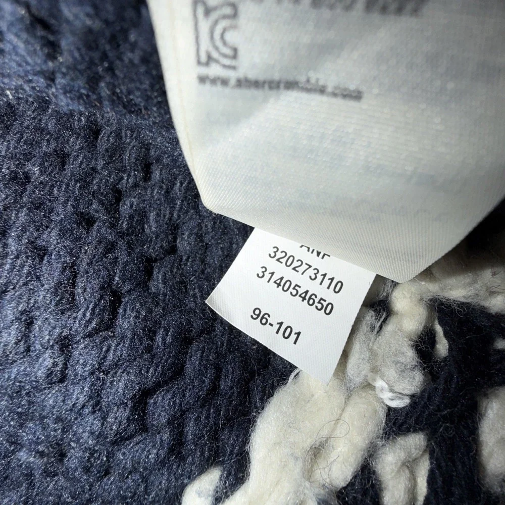 Hollister Men's Wool Blend Knit Cardigan Sweater Size M Snowflake‎ Zip Academia
